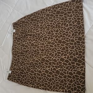 Giraffe Pattern Skirt 🦒